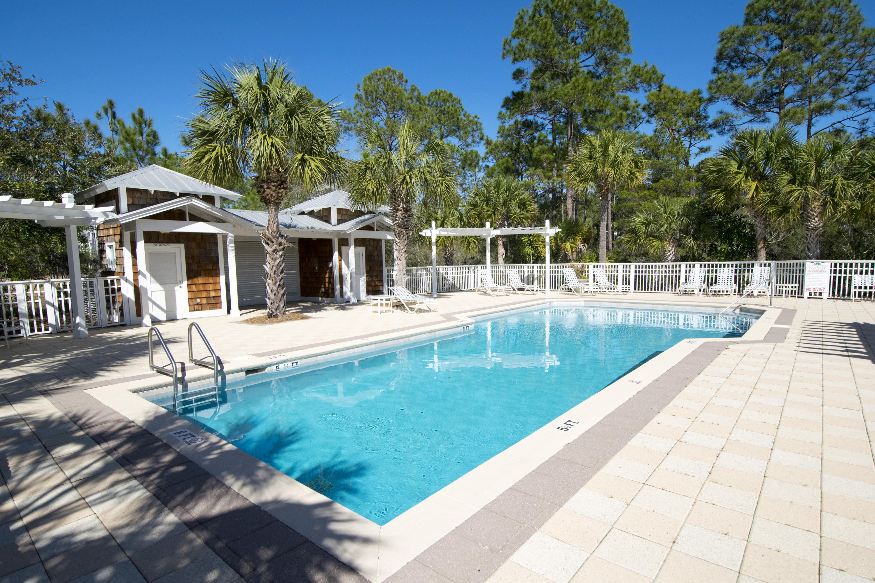 GROVE BY THE SEA - Residential