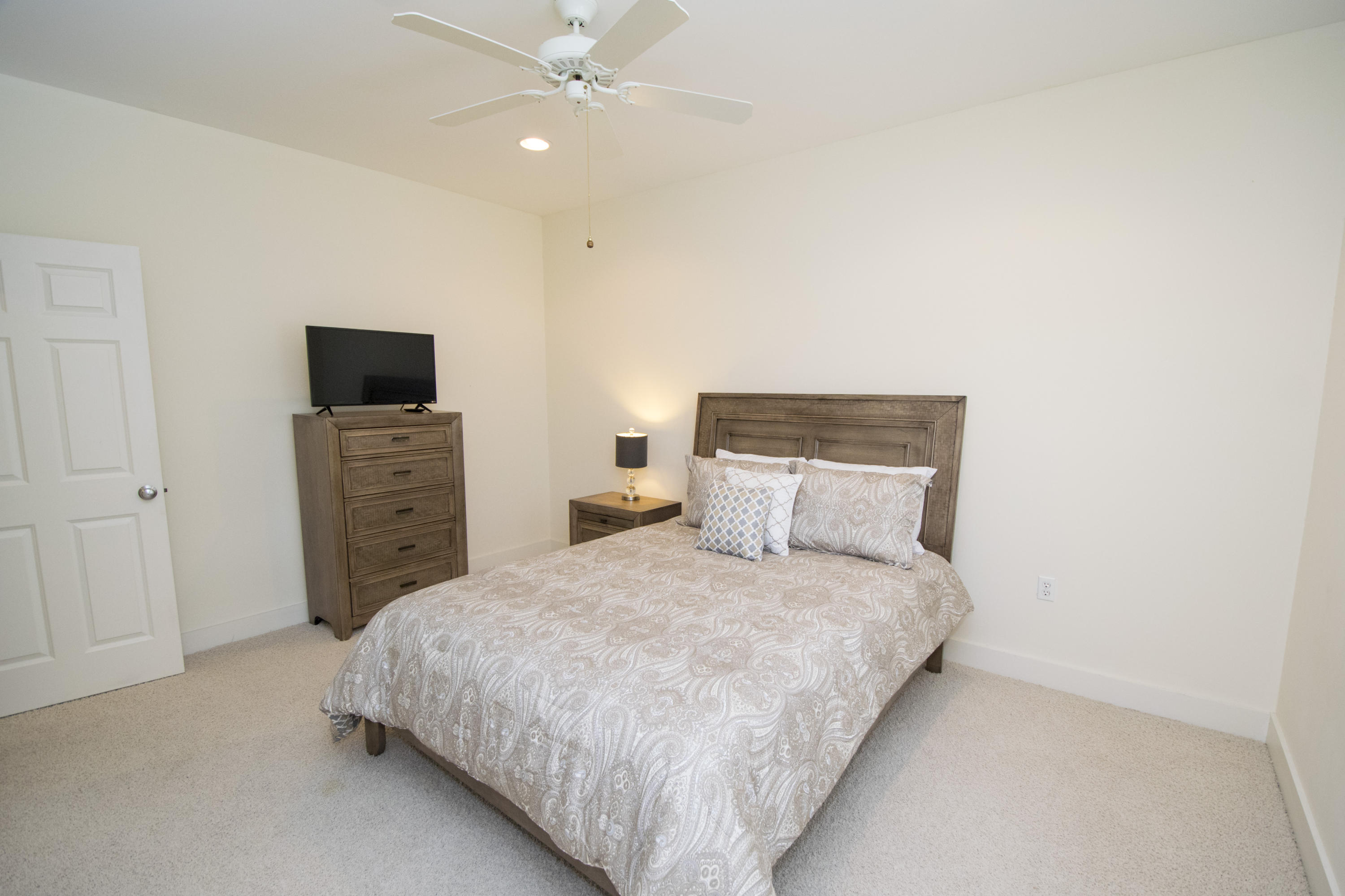 GROVE BY THE SEA - Residential