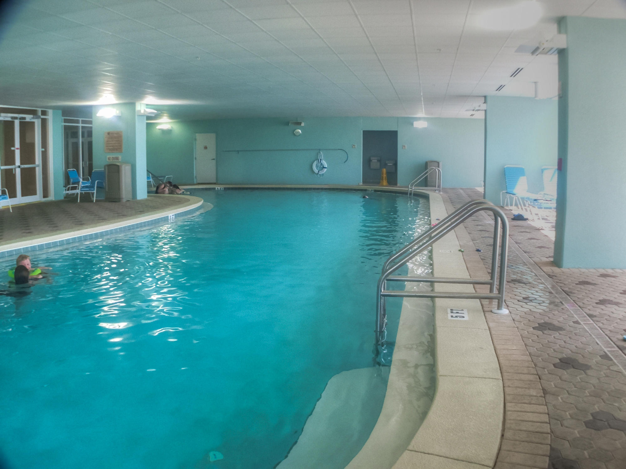 MAJESTIC BEACH TOWERS II - Residential