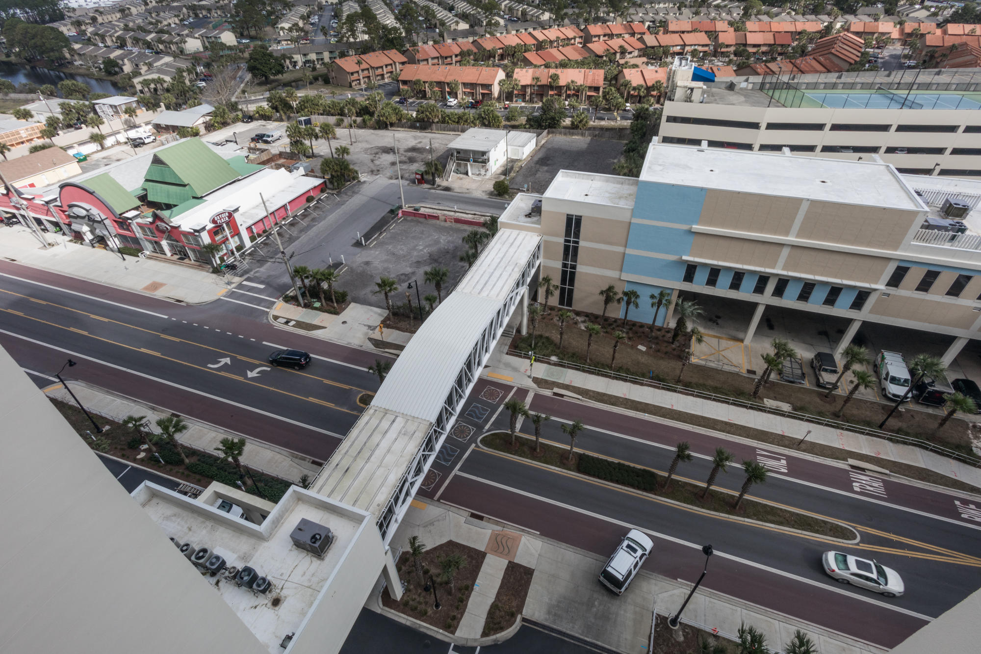 MAJESTIC BEACH TOWERS II - Residential