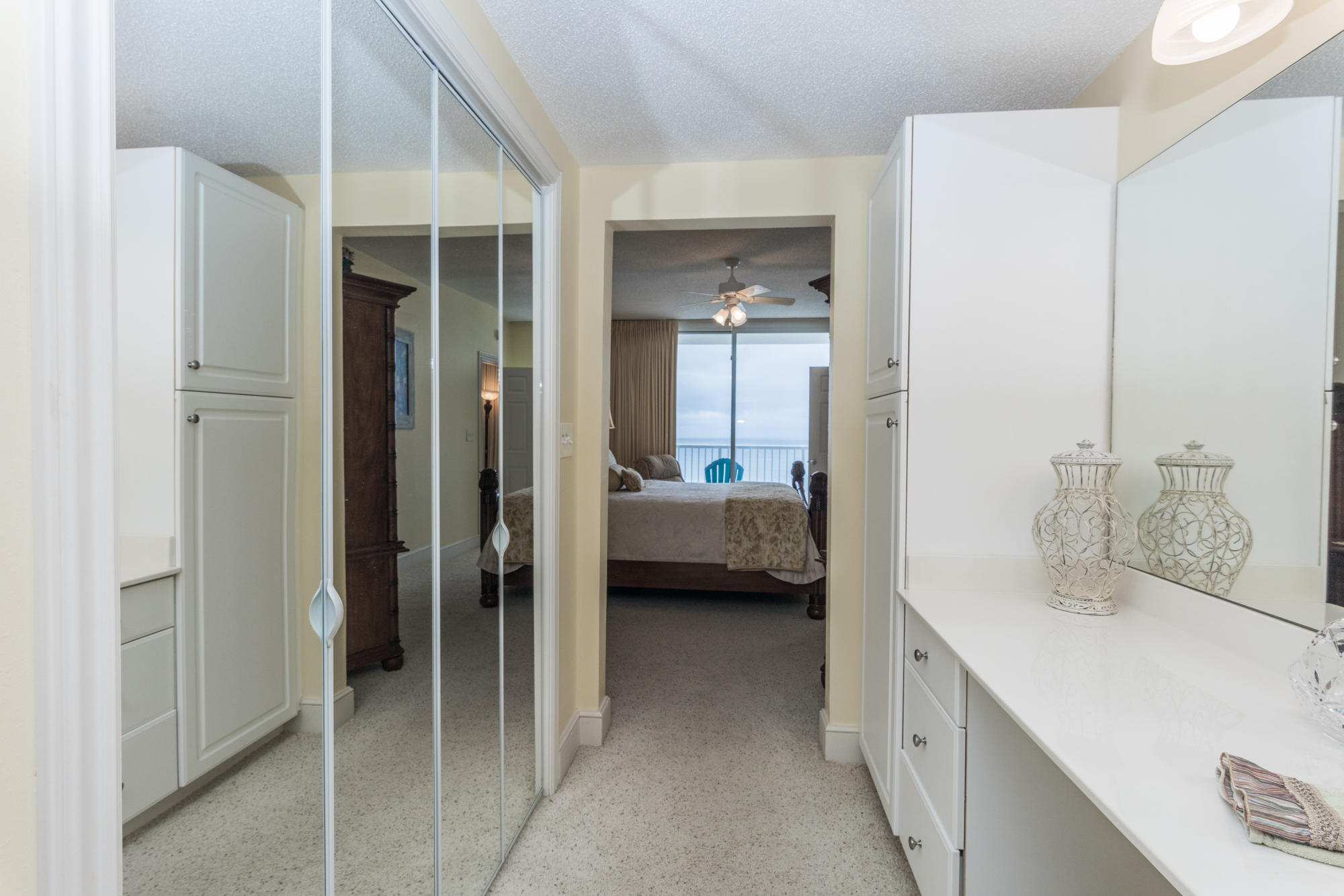 MAJESTIC BEACH TOWERS II - Residential