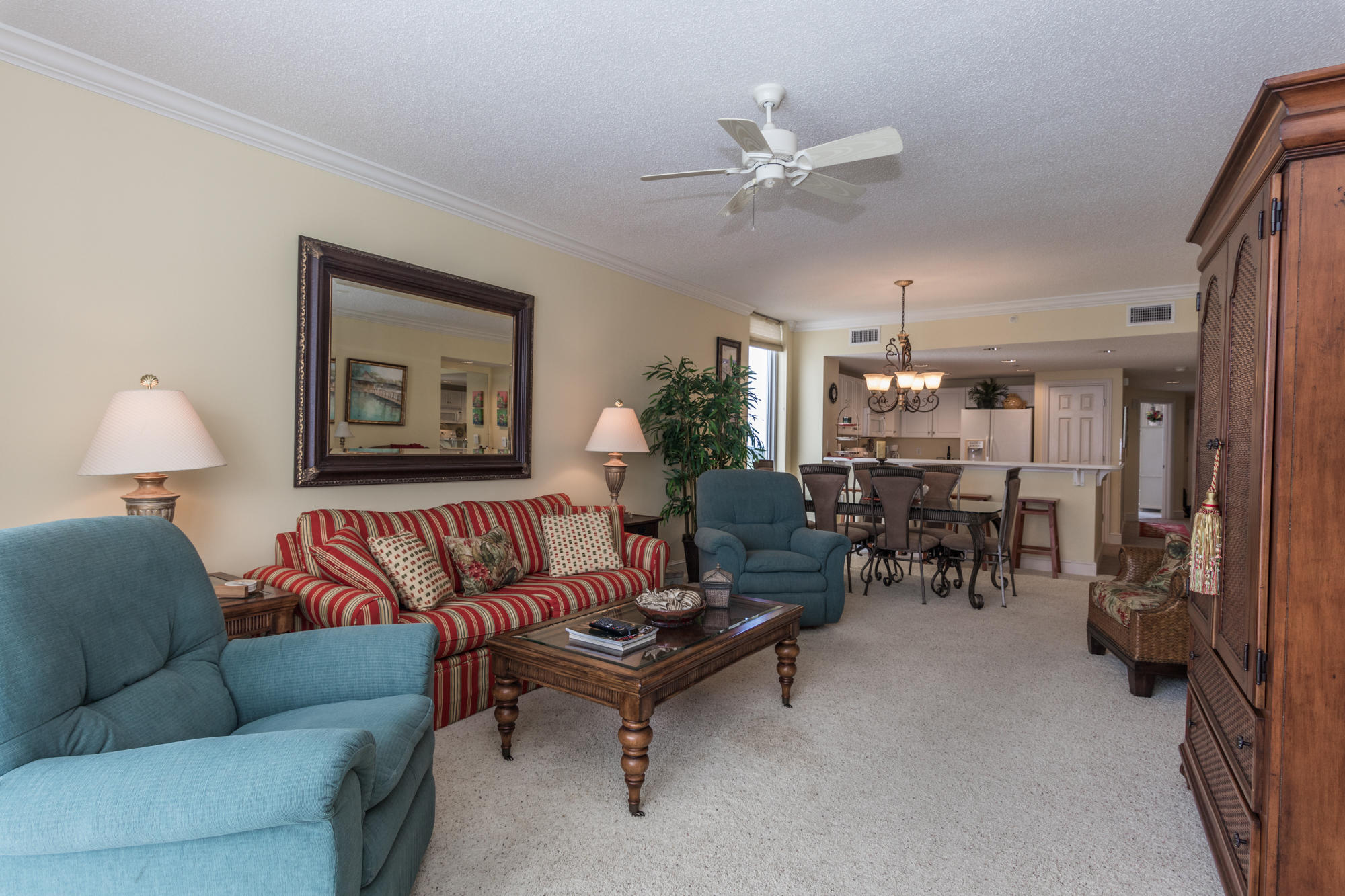 MAJESTIC BEACH TOWERS II - Residential