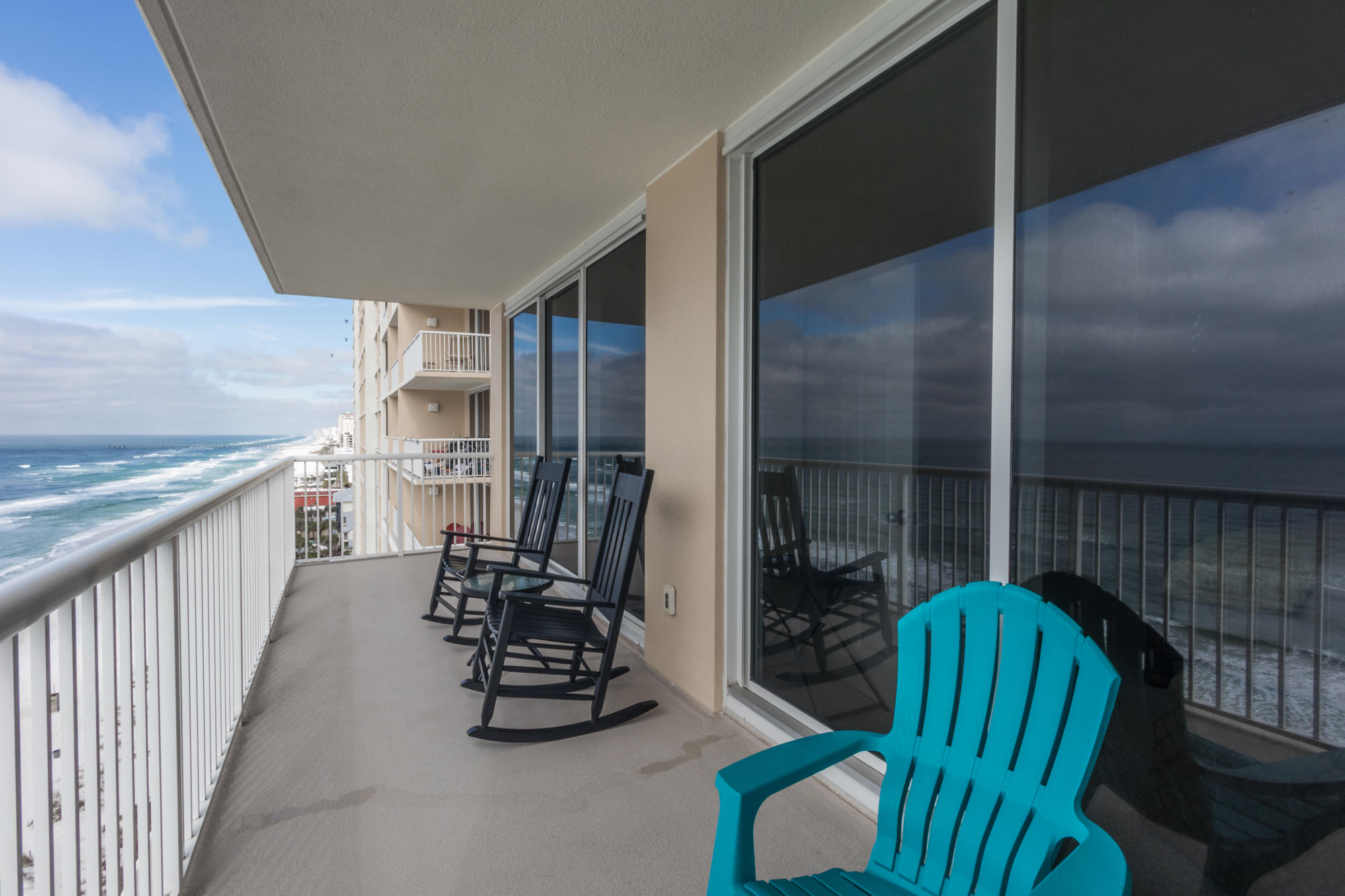 MAJESTIC BEACH TOWERS II - Residential