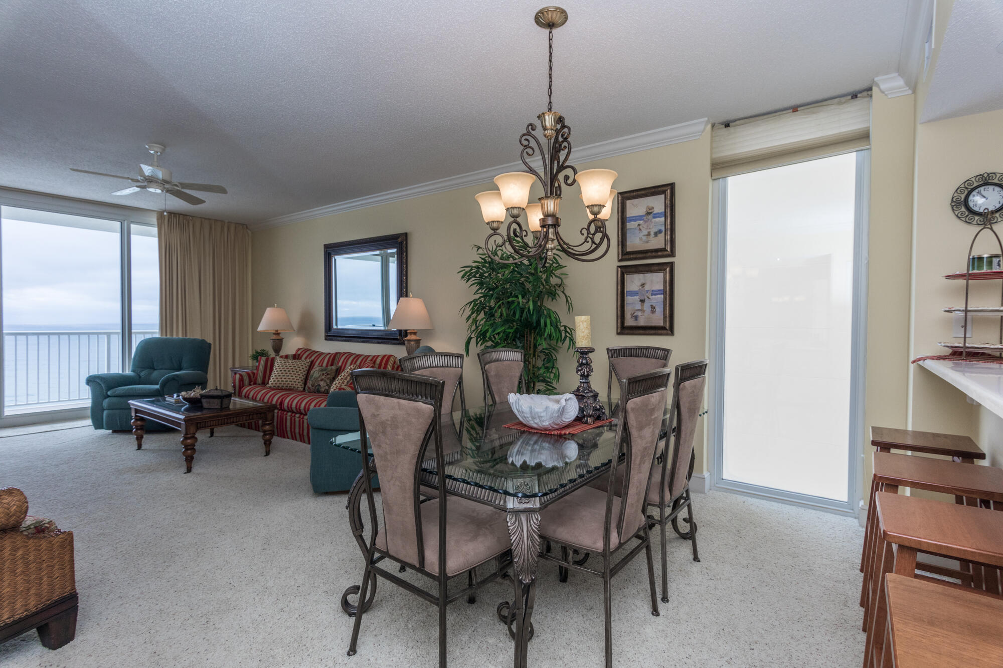 MAJESTIC BEACH TOWERS II - Residential