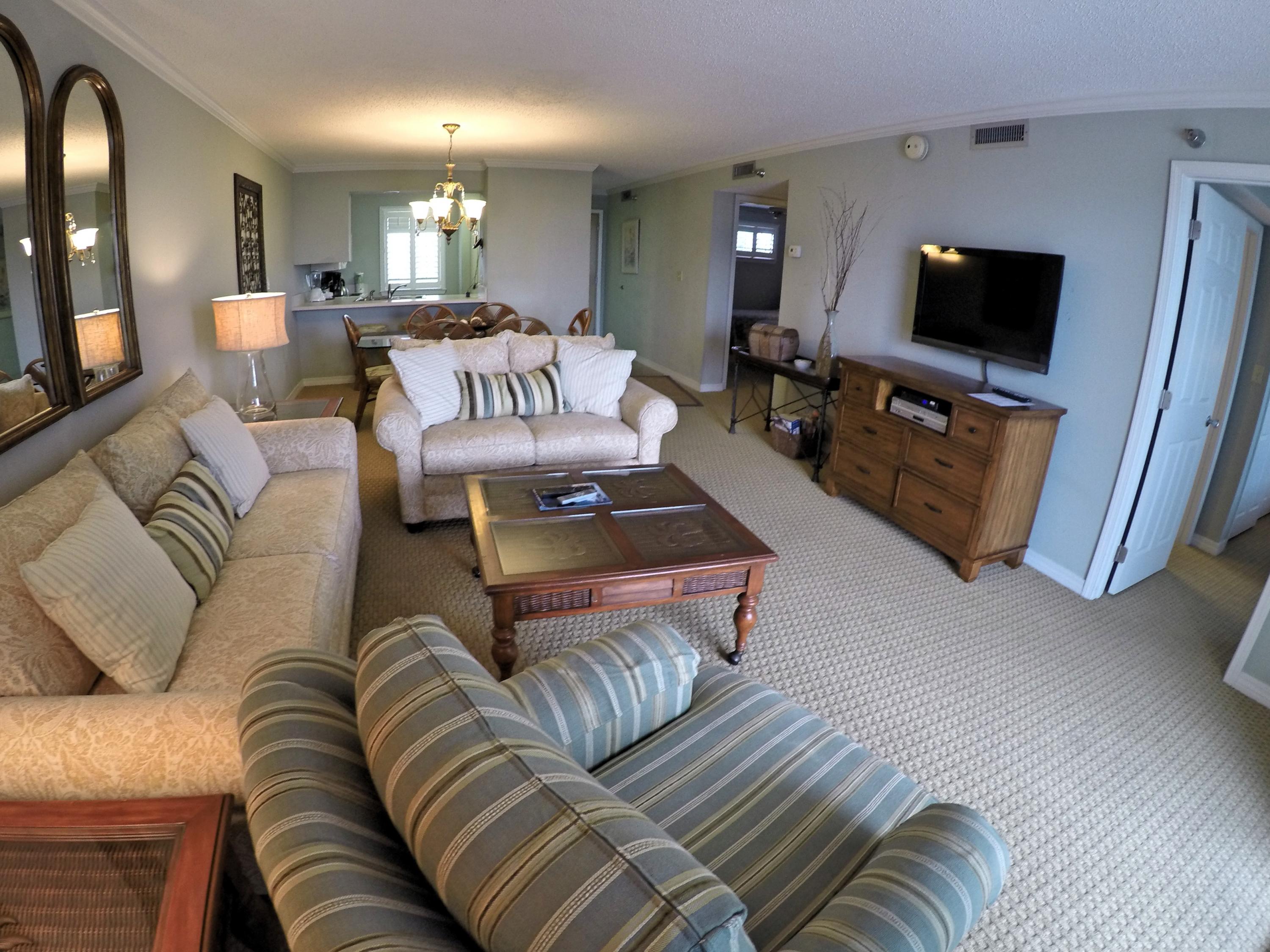 ISLANDER CONDO - Residential