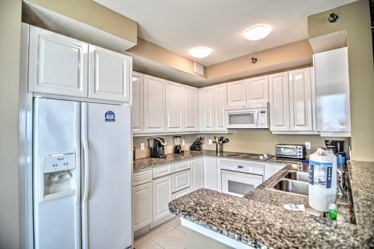 BEACH COLONY RESORT - Residential