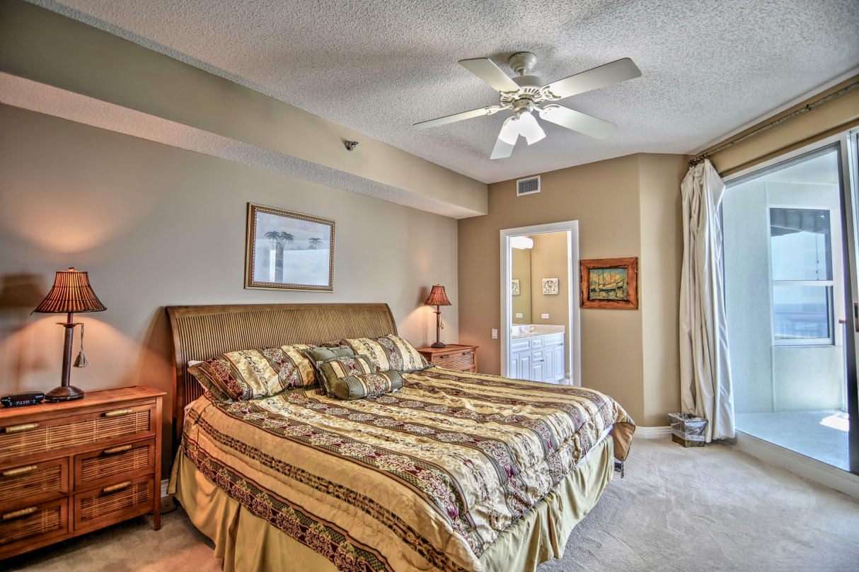 BEACH COLONY RESORT - Residential