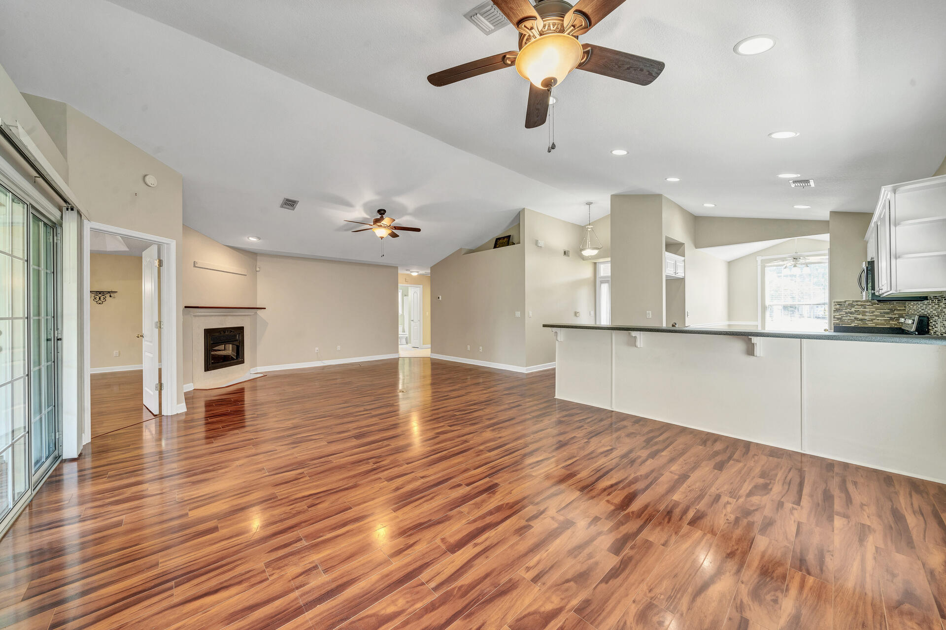 MILLERS RUN AT BLUEWATER BAY - Residential