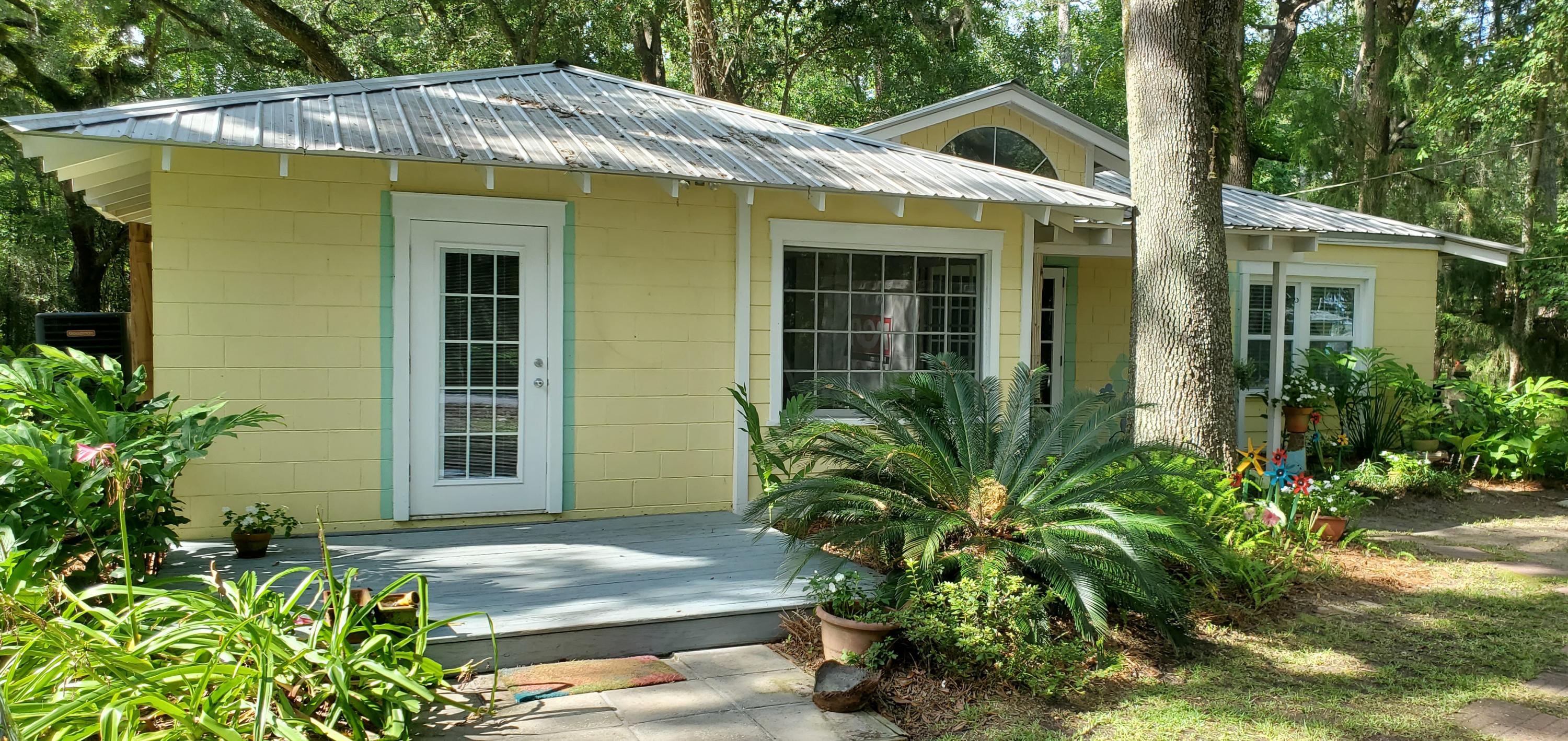 JOLLY BAY ACRES - Residential