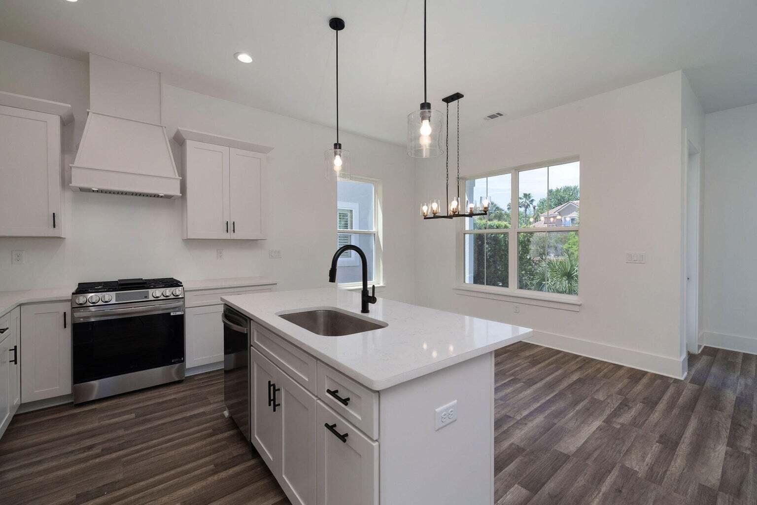 CALUSA BAY S/D - Residential Lease