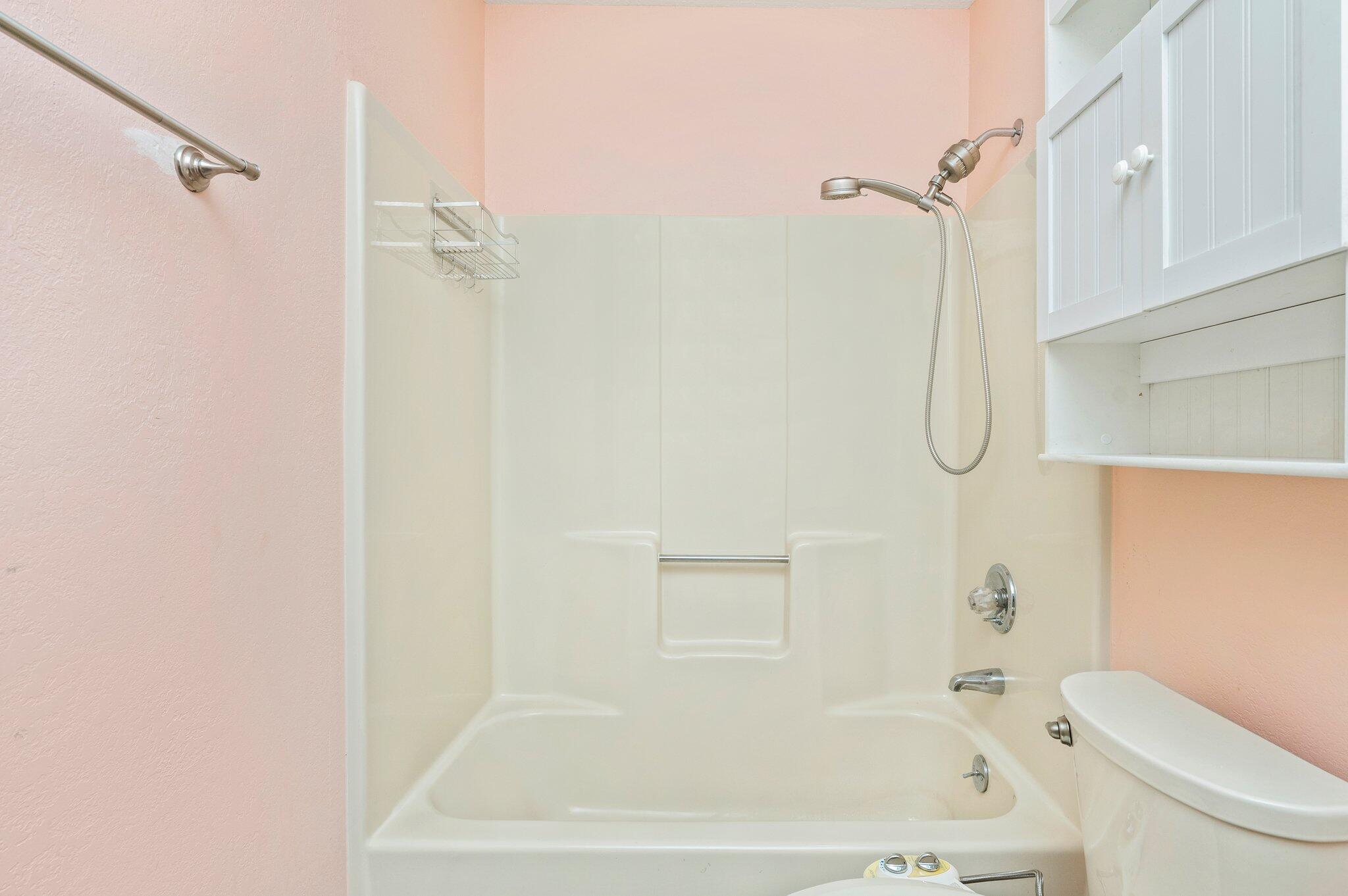 COUNTRYVIEW ESTATES 2ND ADDN - Residential