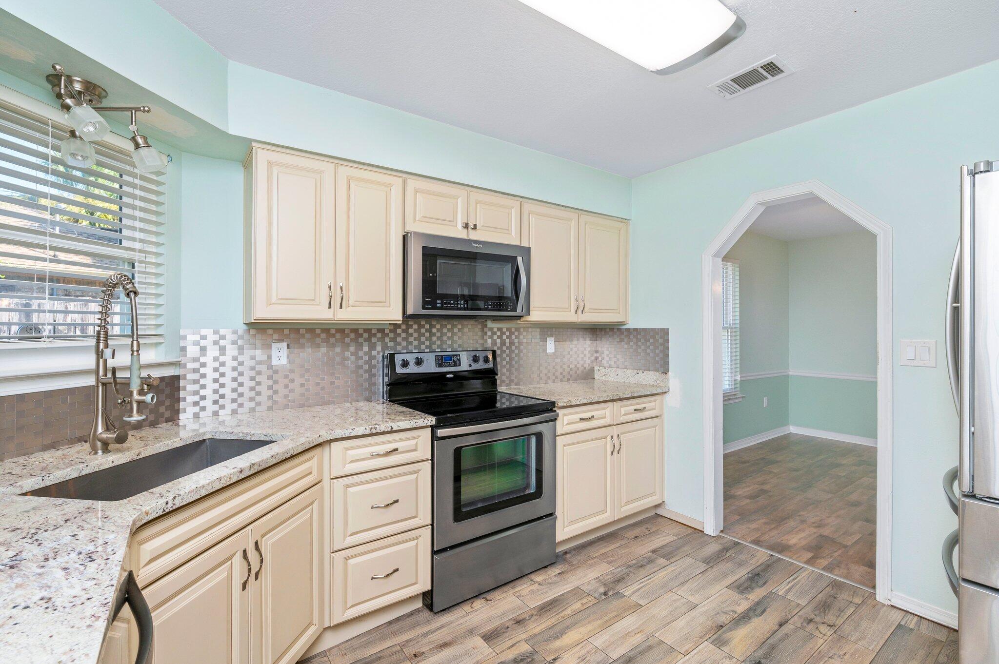 COUNTRYVIEW ESTATES 2ND ADDN - Residential