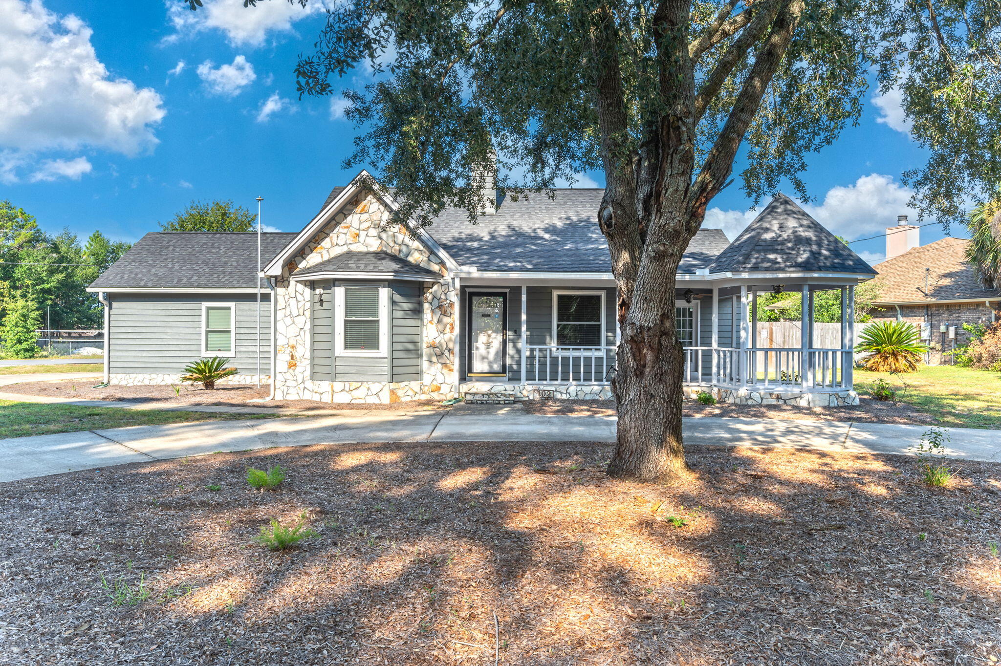 COUNTRYVIEW ESTATES 2ND ADDN - Residential