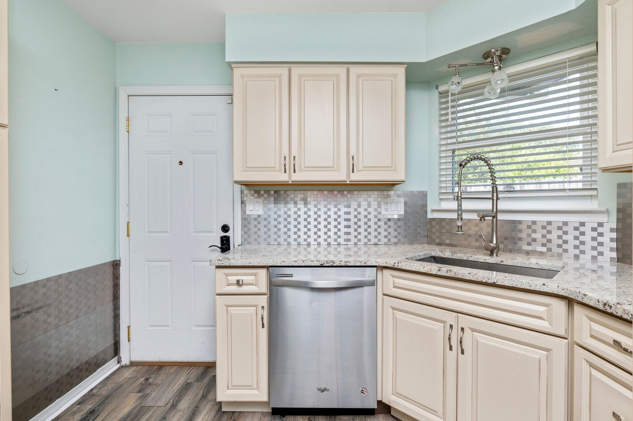 COUNTRYVIEW ESTATES 2ND ADDN - Residential