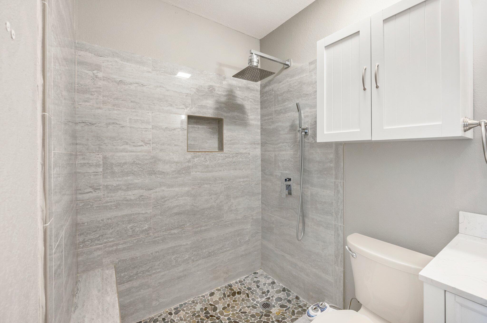 COUNTRYVIEW ESTATES 2ND ADDN - Residential