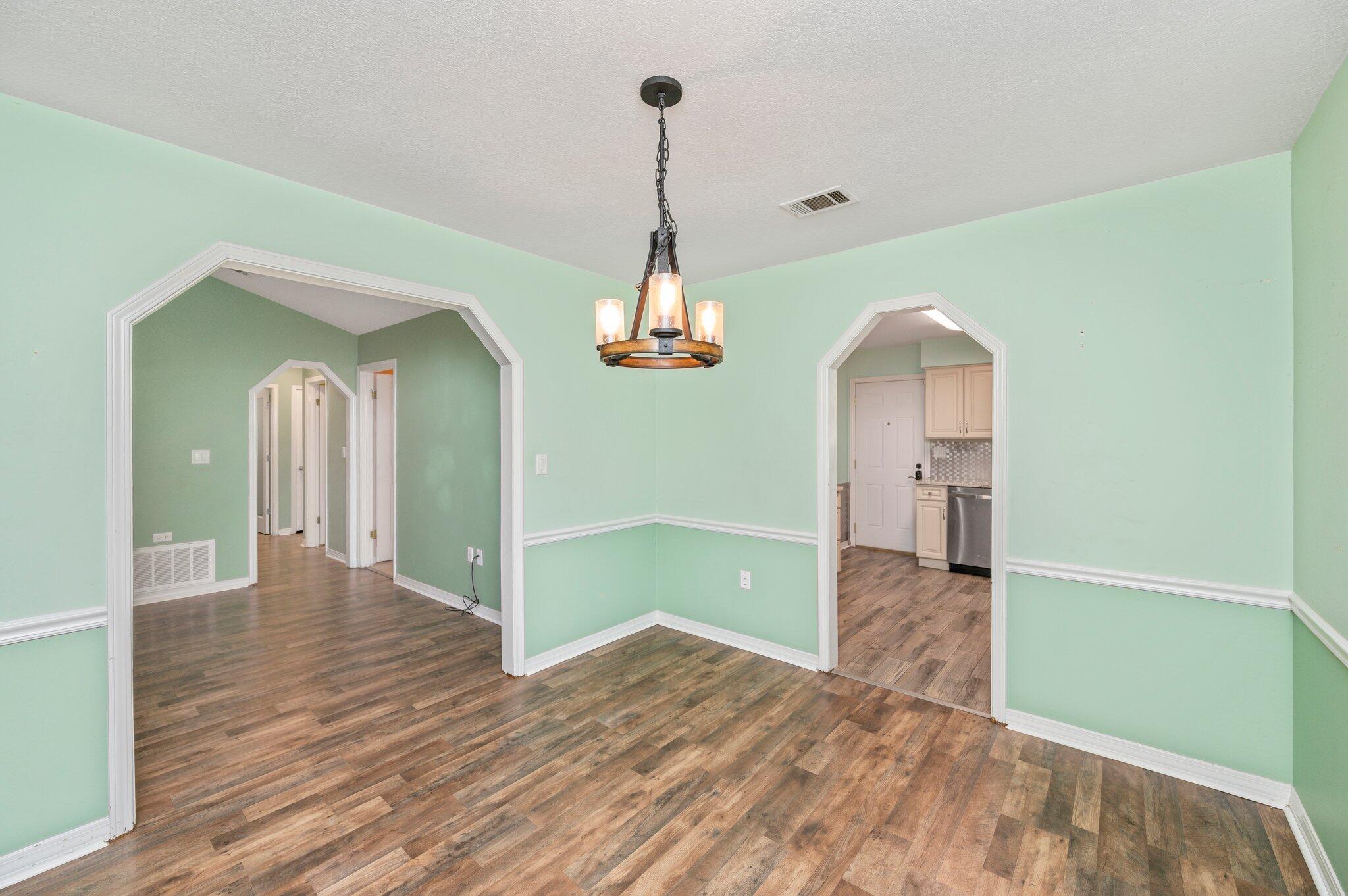 COUNTRYVIEW ESTATES 2ND ADDN - Residential