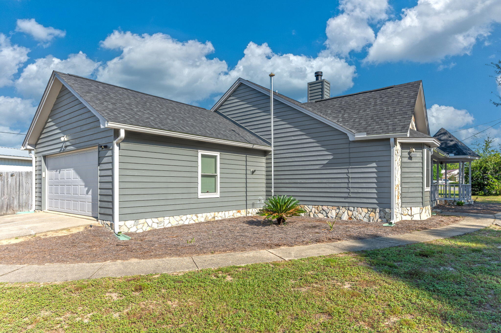 COUNTRYVIEW ESTATES 2ND ADDN - Residential