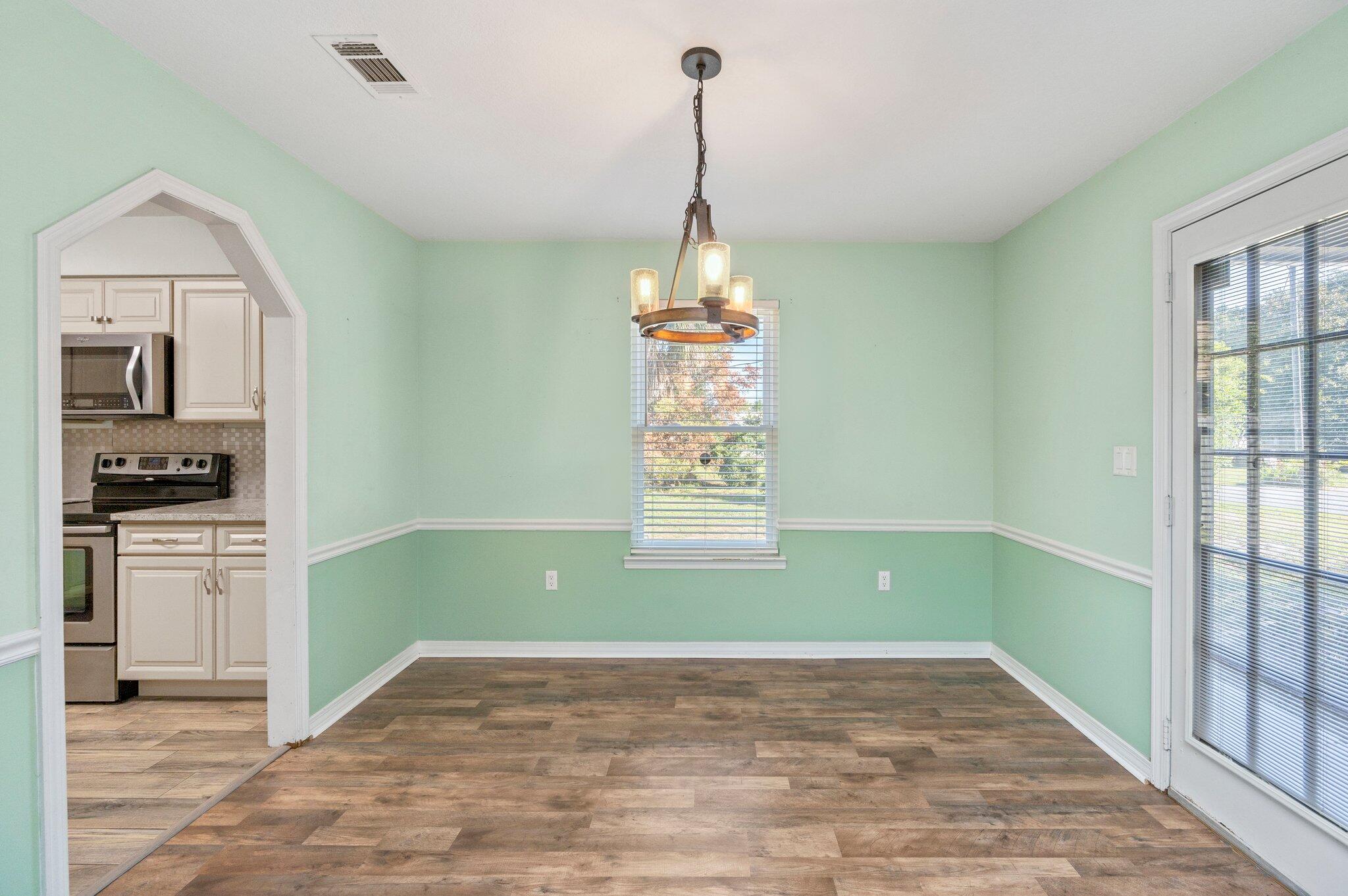 COUNTRYVIEW ESTATES 2ND ADDN - Residential