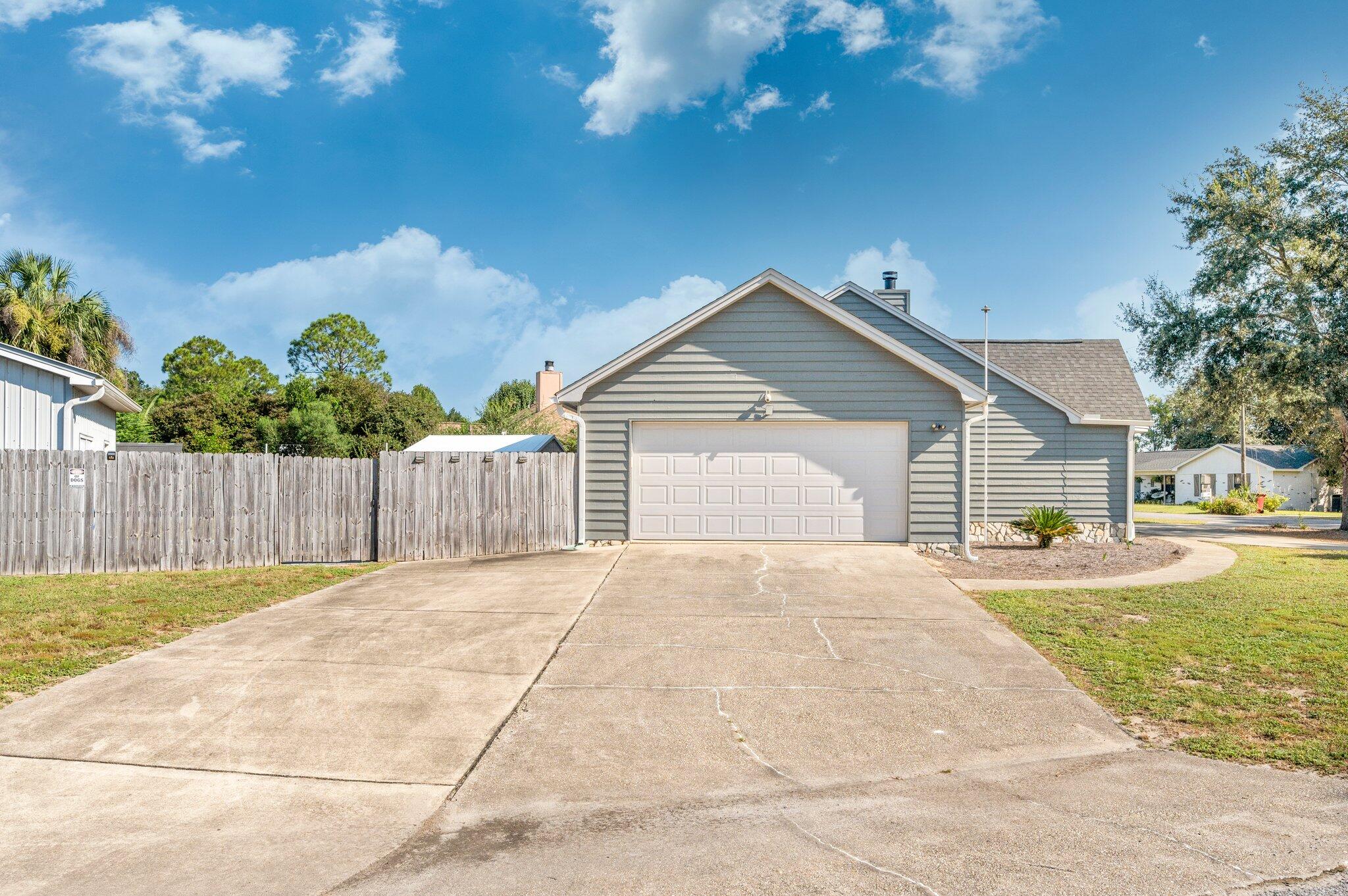 COUNTRYVIEW ESTATES 2ND ADDN - Residential