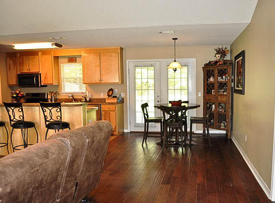 LAGRANGE SHORES - Residential