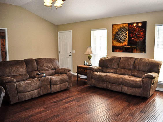 LAGRANGE SHORES - Residential