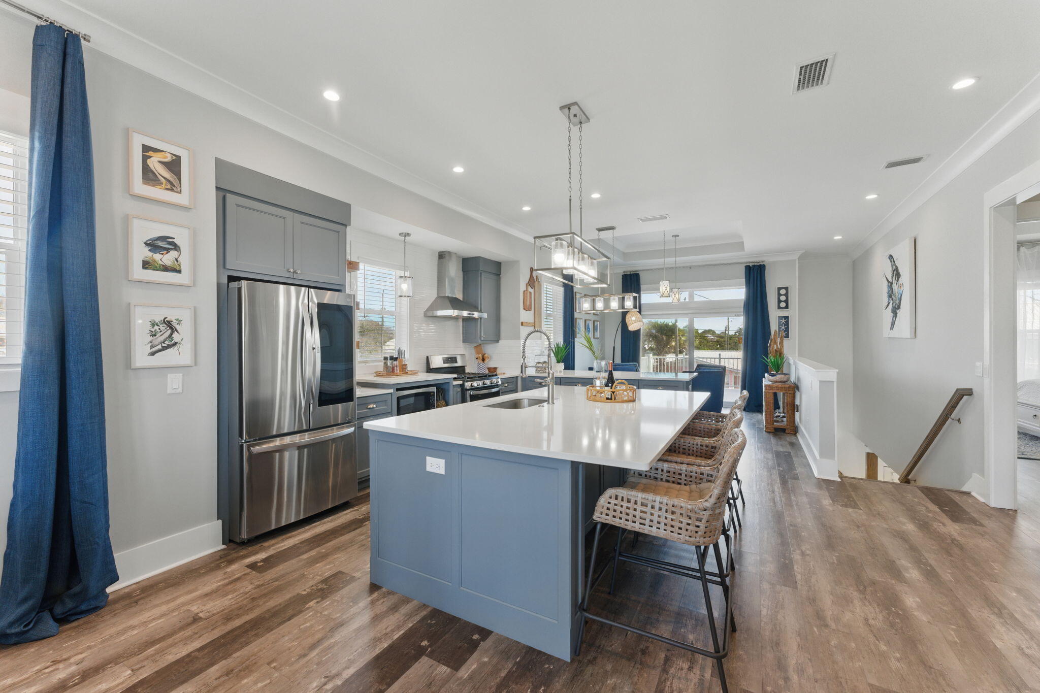 LAGUNA BEACH - Residential