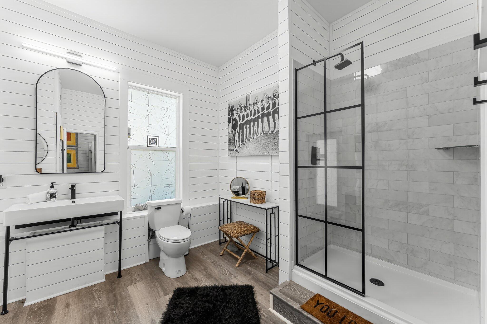 LAGUNA BEACH - Residential