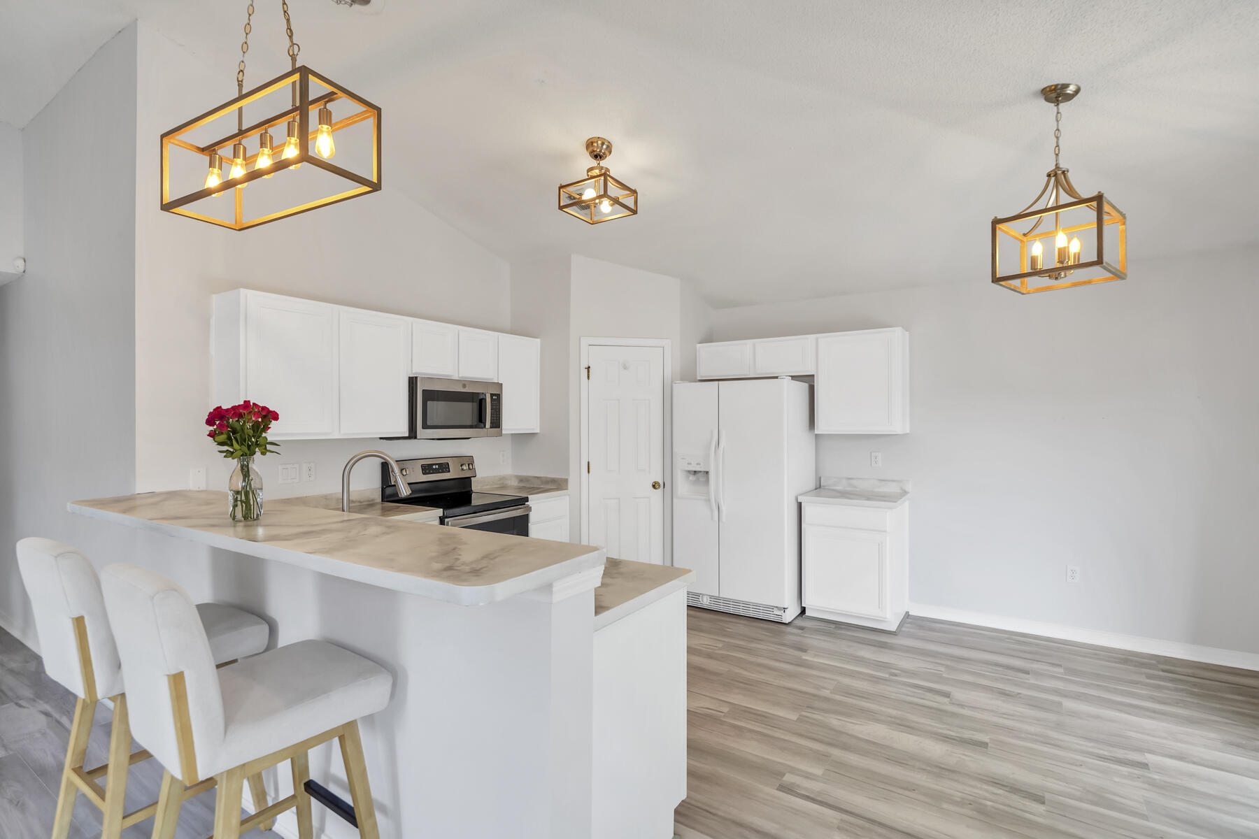 SOUTHWAY ESTATES 2ND ADDN - Residential