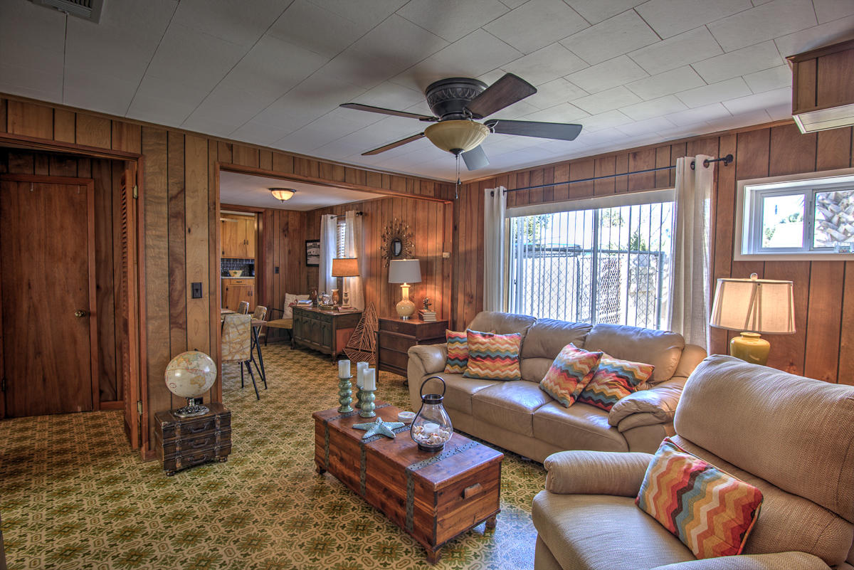 BID-A-WEE S/D - Residential