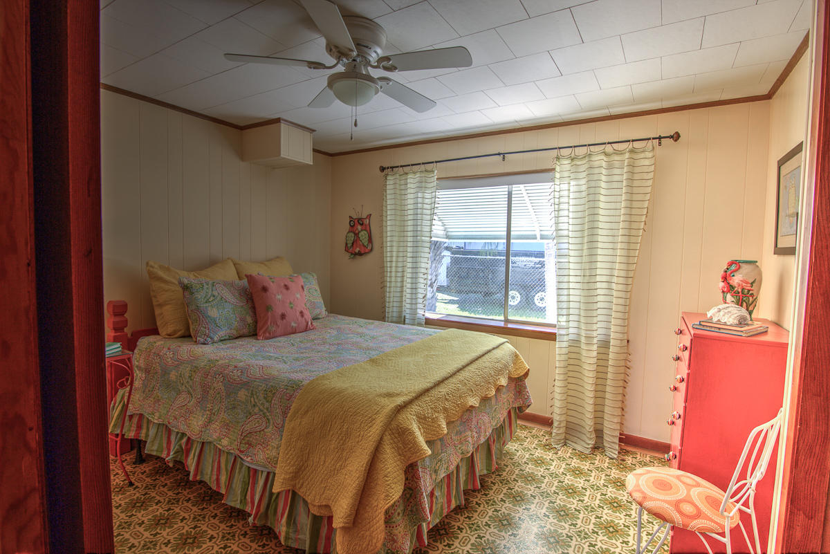 BID-A-WEE S/D - Residential