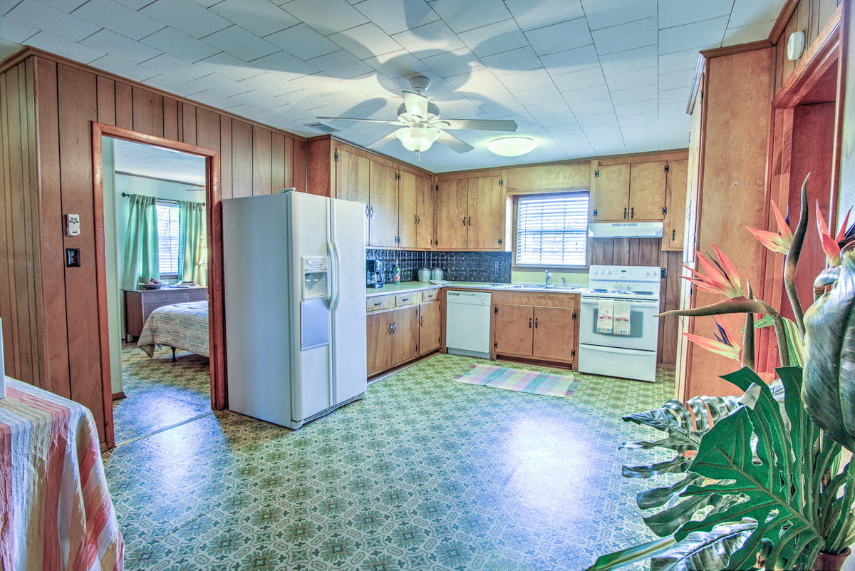 BID-A-WEE S/D - Residential