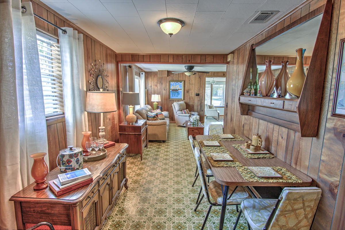 BID-A-WEE S/D - Residential