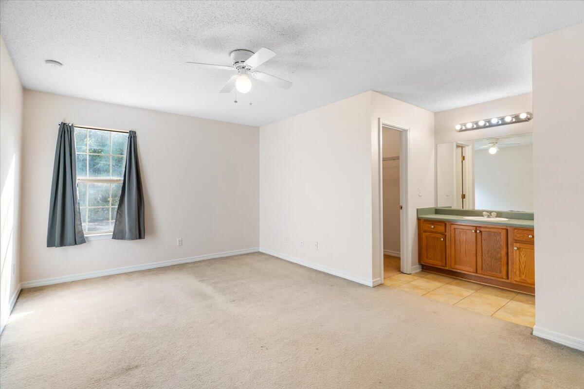 THE PINES - Residential