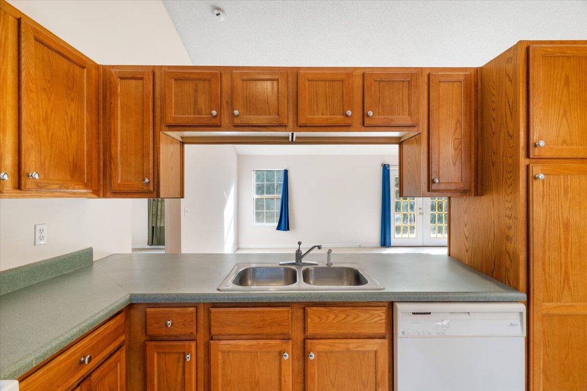 THE PINES - Residential