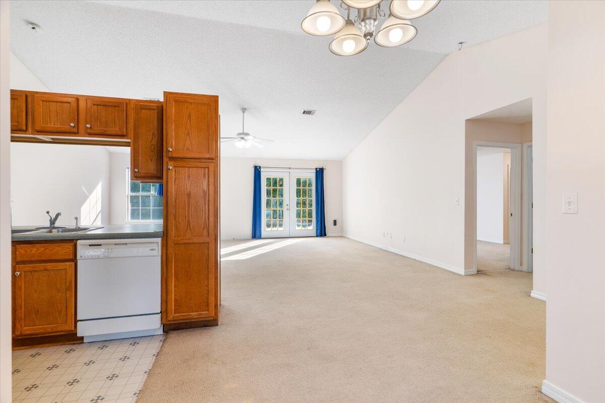 THE PINES - Residential