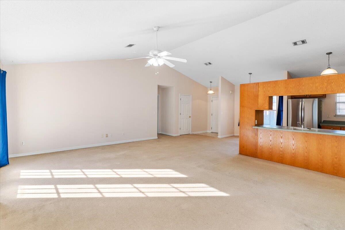 THE PINES - Residential