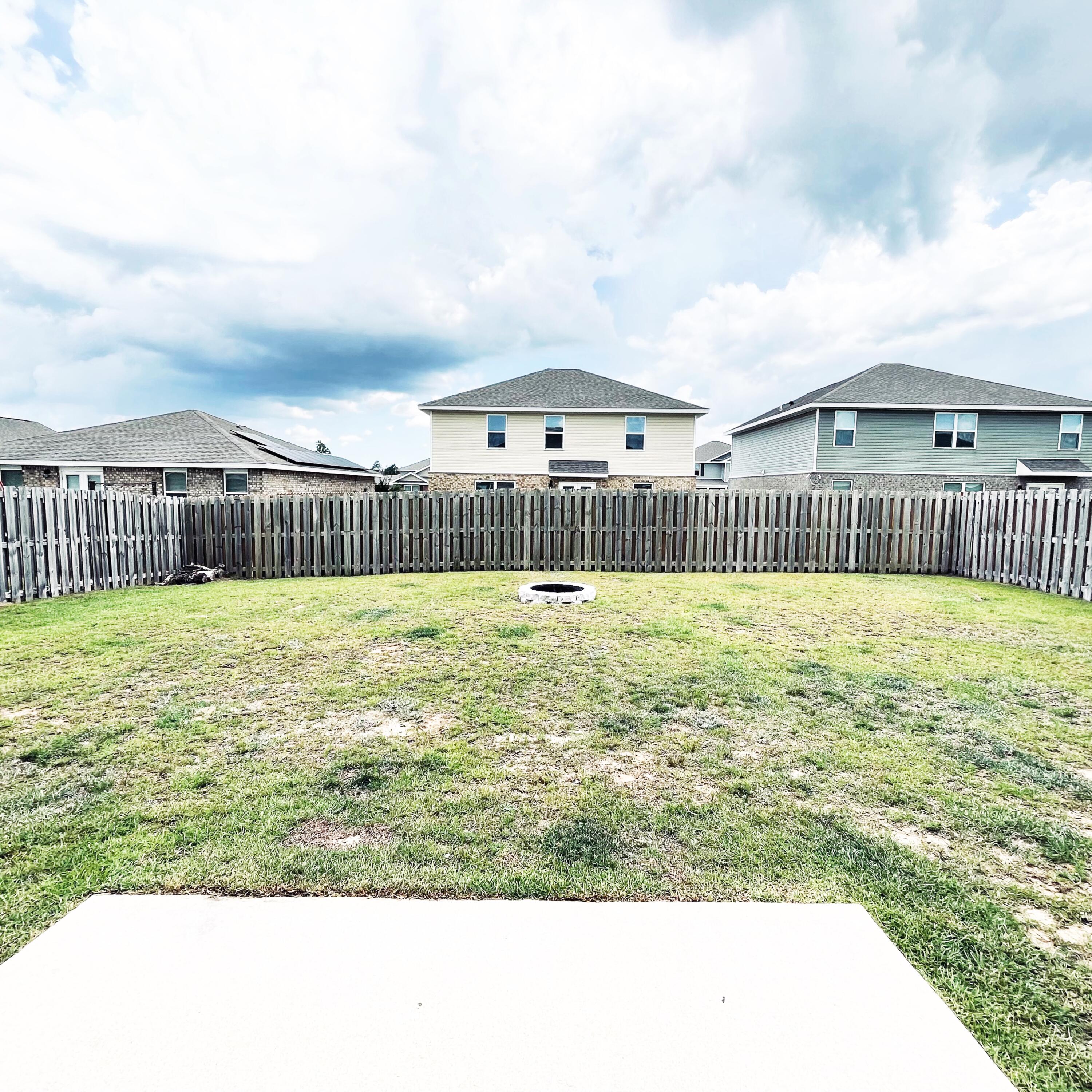 Redstone Commons - Residential Lease