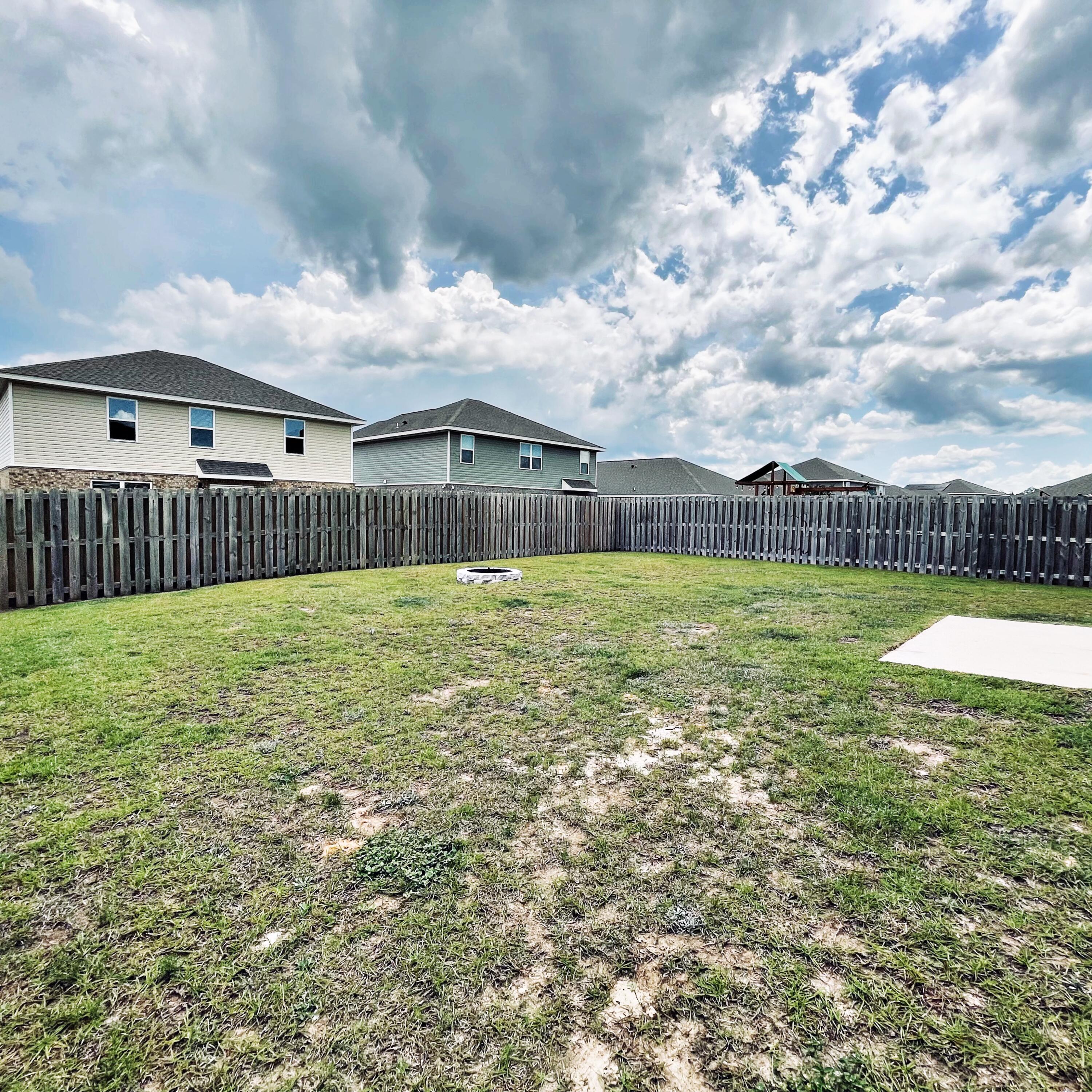 Redstone Commons - Residential Lease