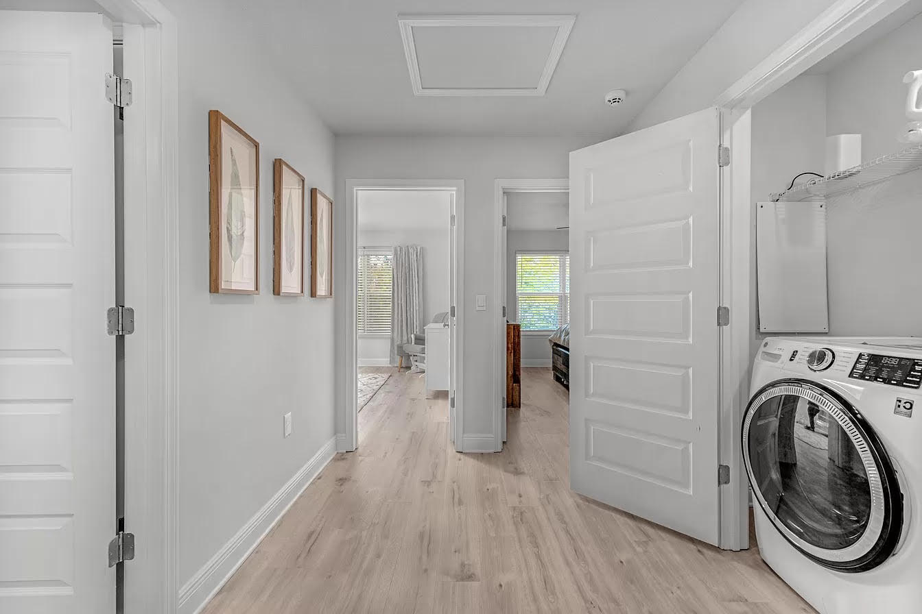 Hammock Oaks - Residential Lease