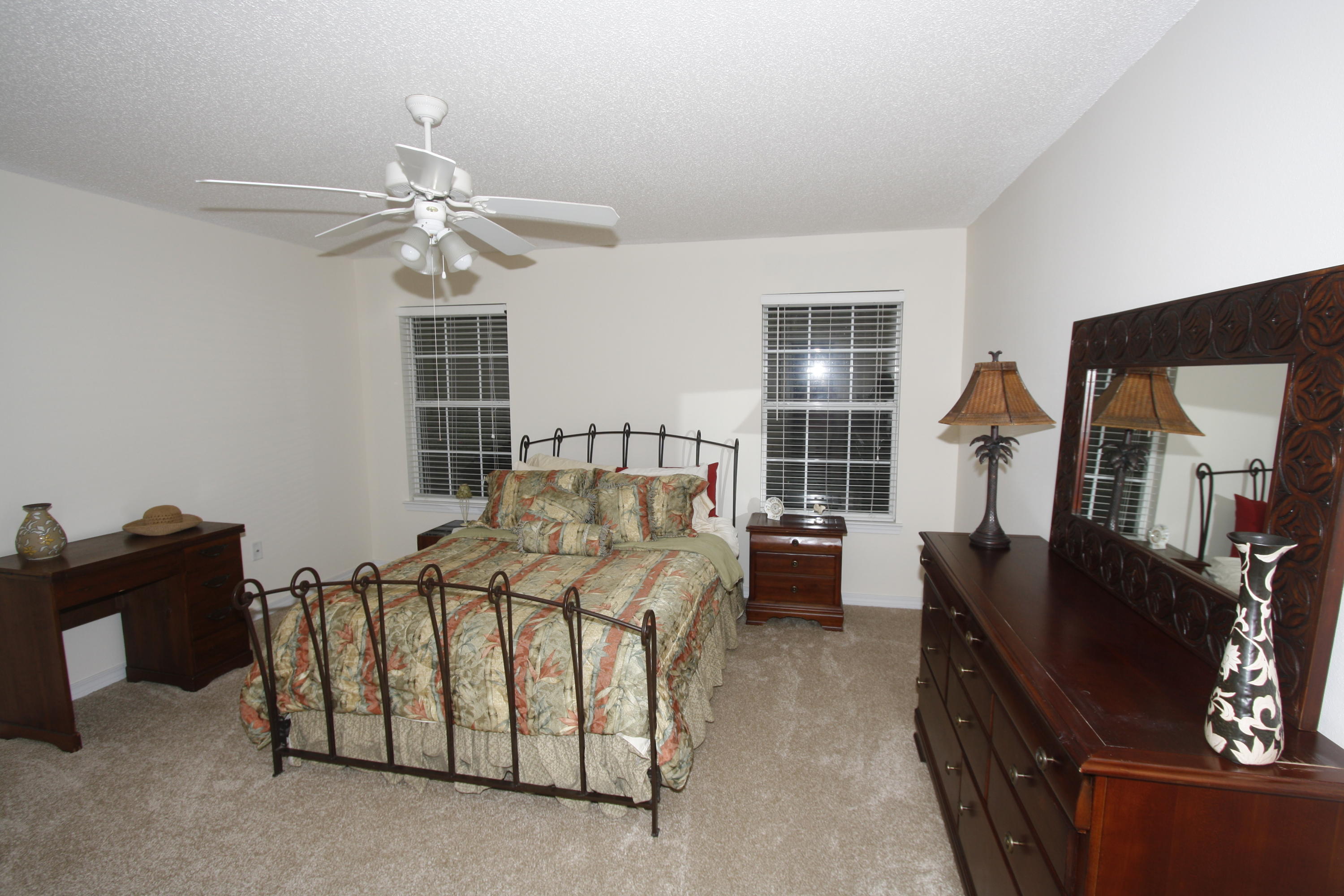 Escada Townhome - Residential