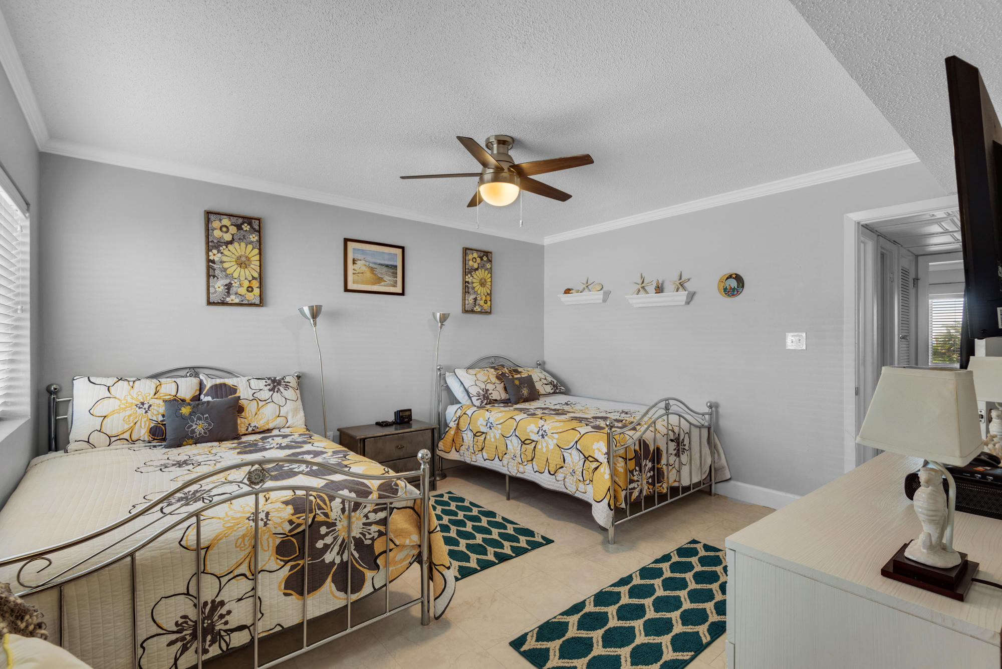 AQUA VILLA - Residential