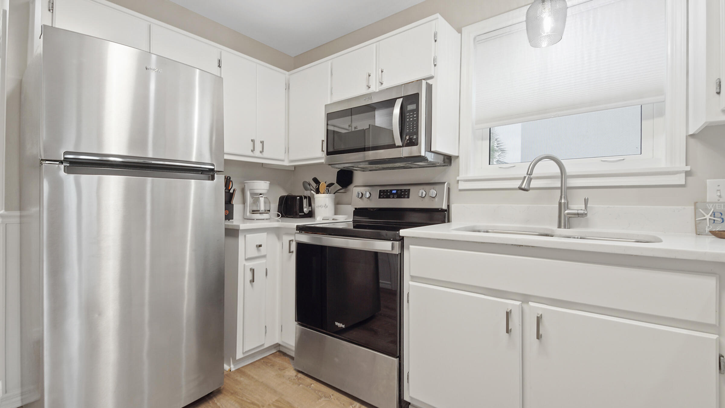 BEACHSIDE VILLAS CONDO - Residential