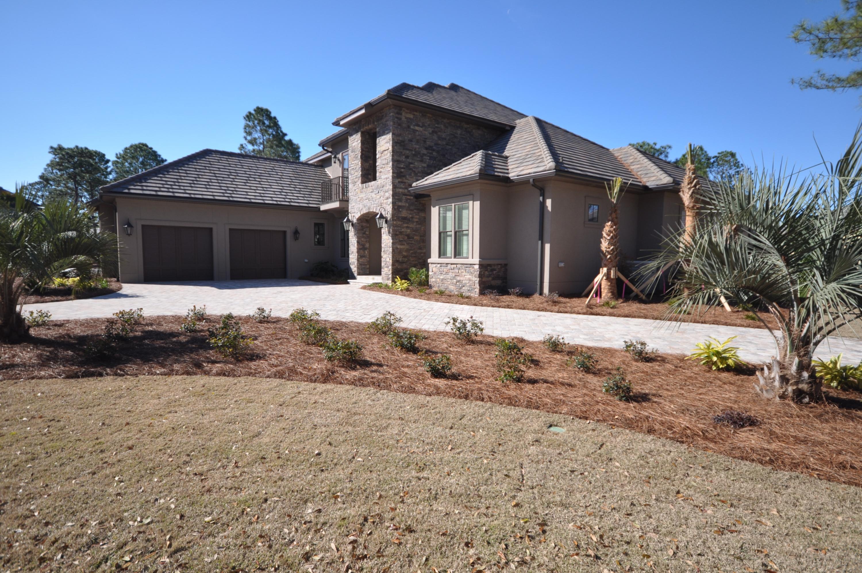 ISLAND GREEN - Residential