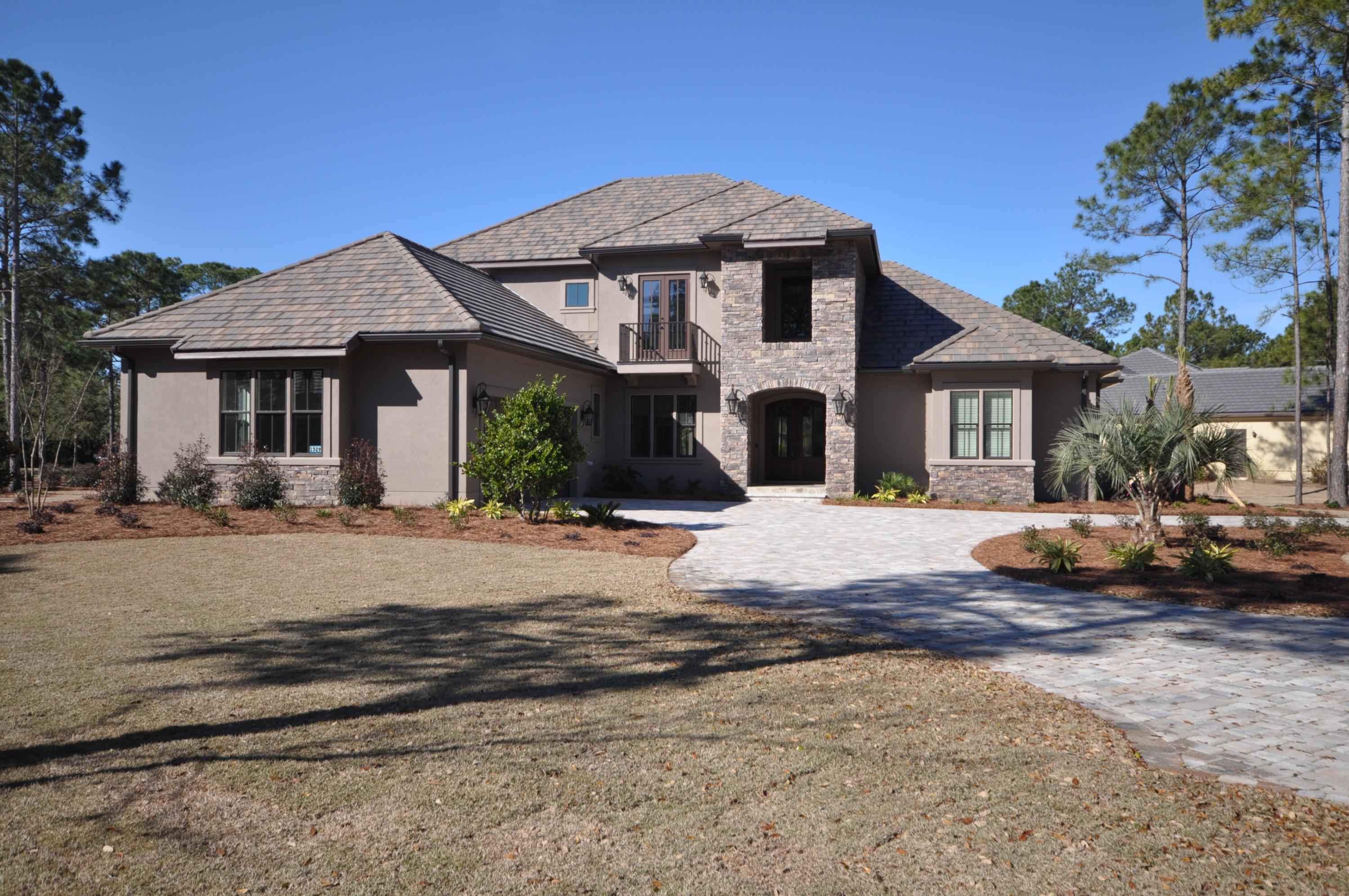 ISLAND GREEN - Residential