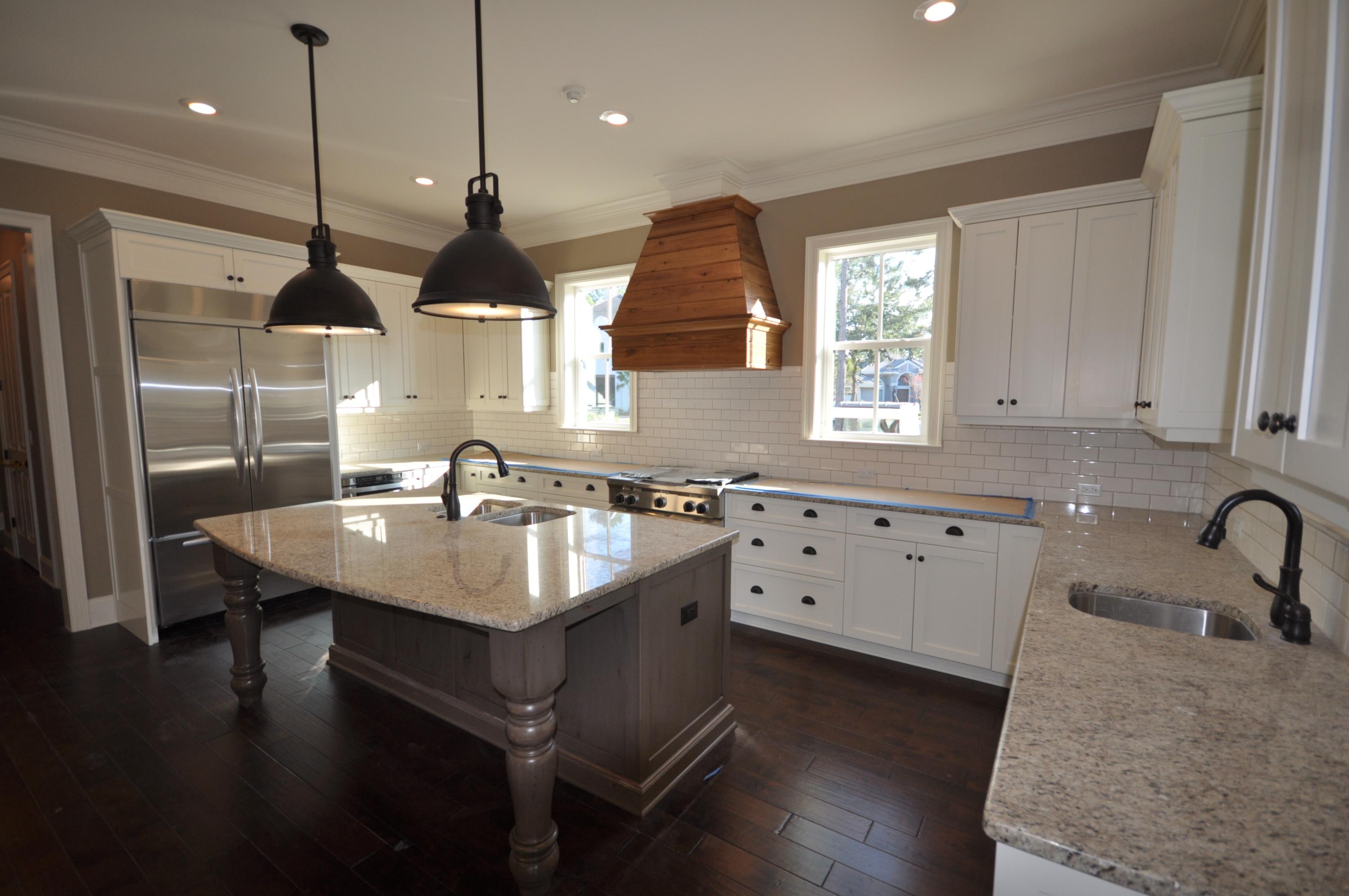 ISLAND GREEN - Residential