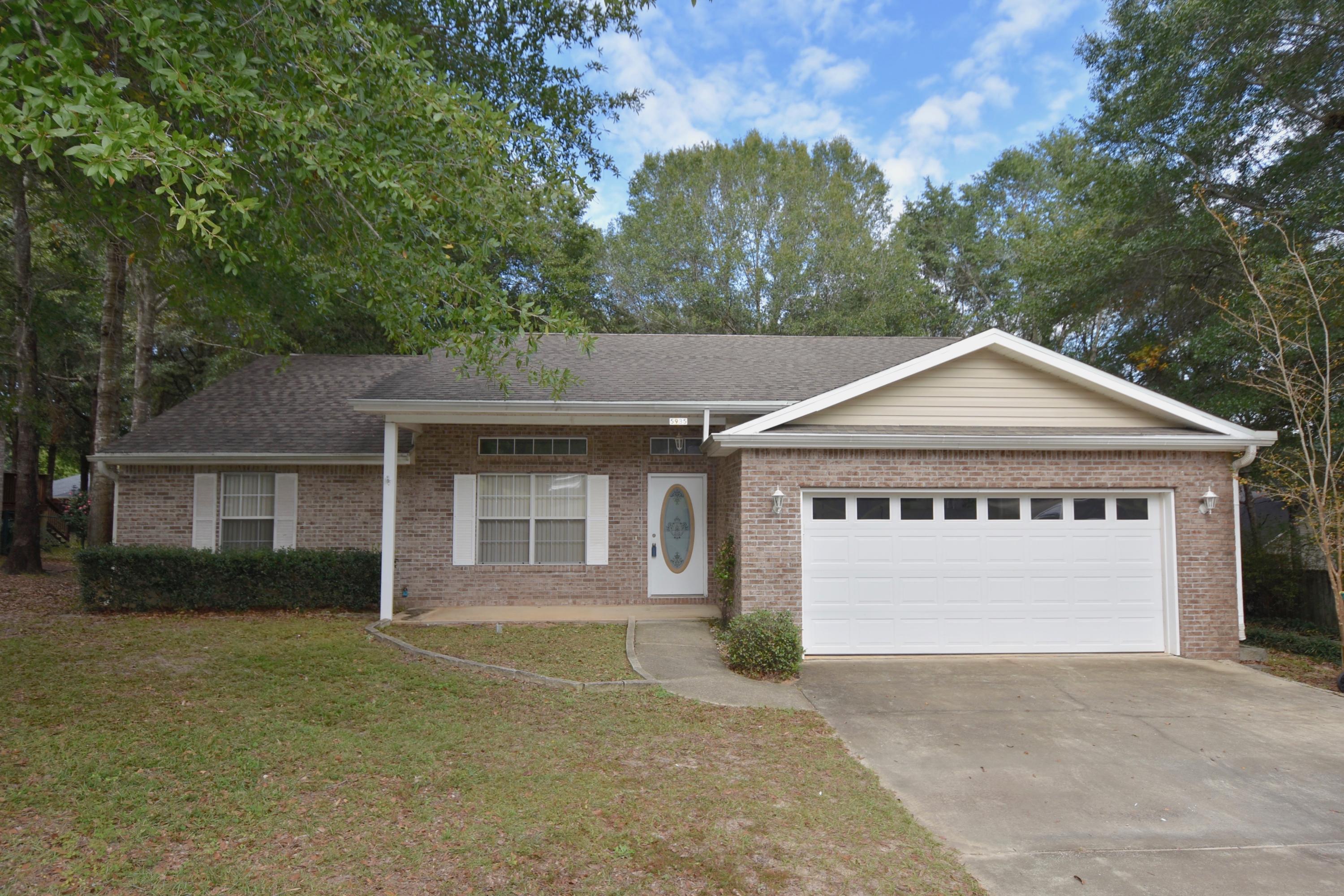 ROLLING HILLS ESTATES - Residential