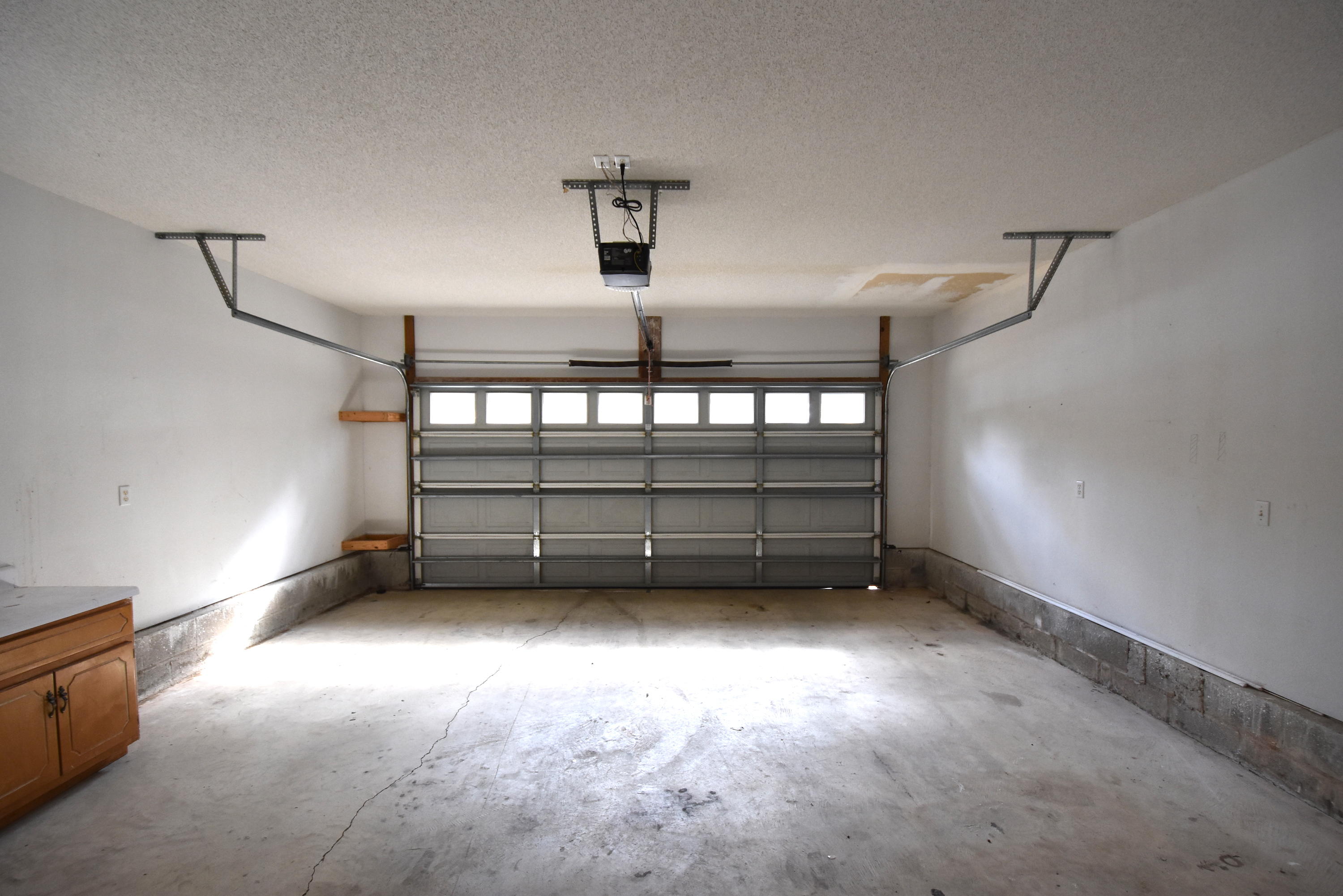 ROLLING HILLS ESTATES - Residential