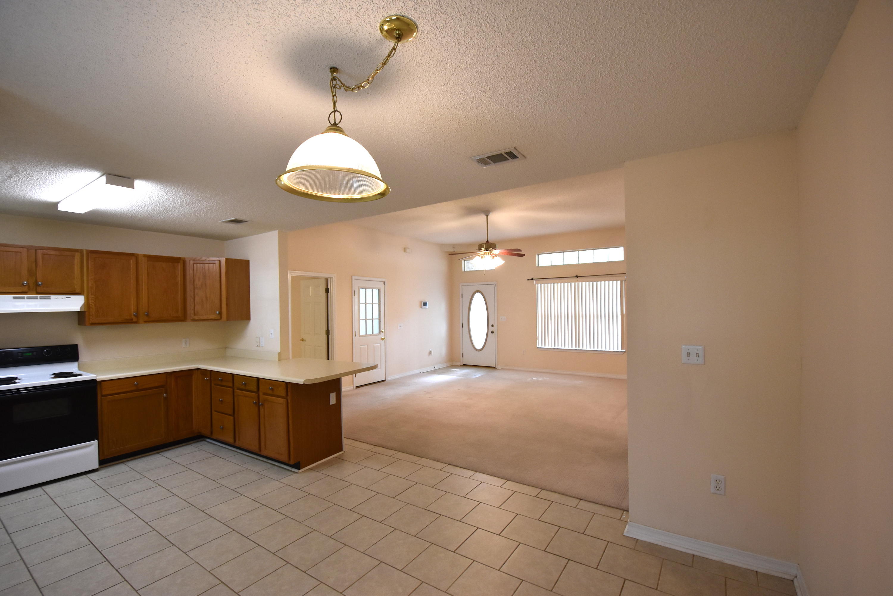 ROLLING HILLS ESTATES - Residential