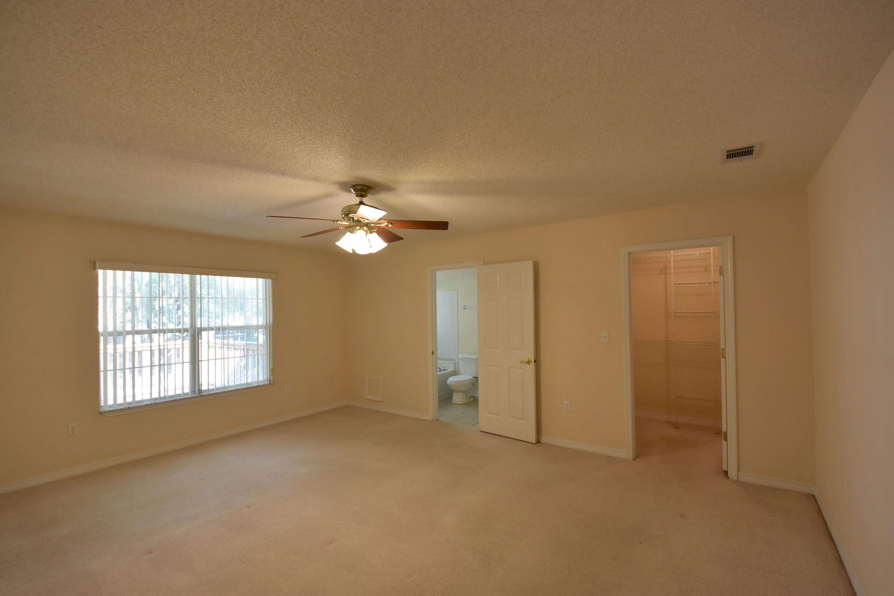 ROLLING HILLS ESTATES - Residential