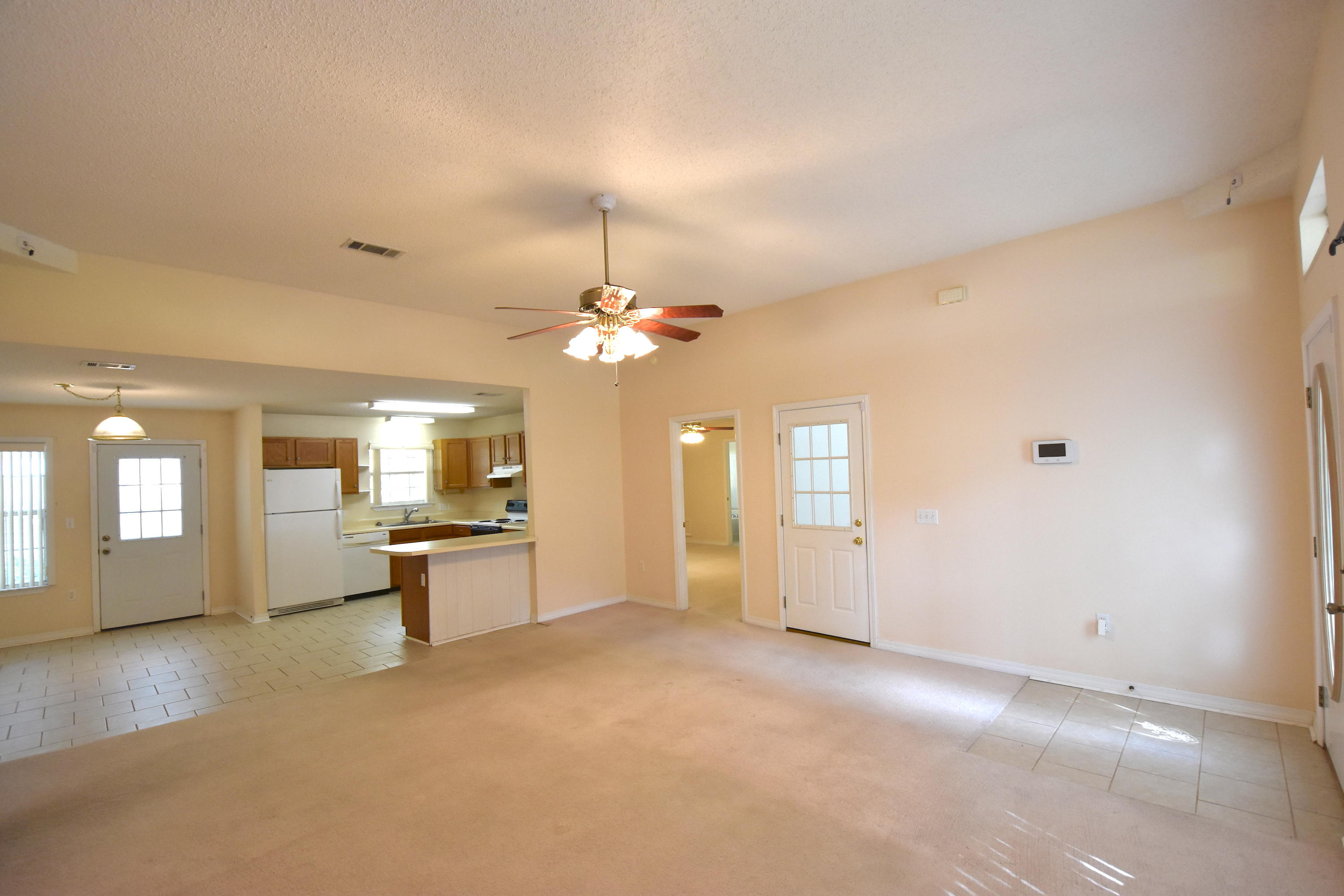 ROLLING HILLS ESTATES - Residential